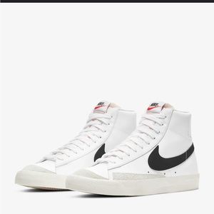 Nike Blazer Size 7- worn 2x